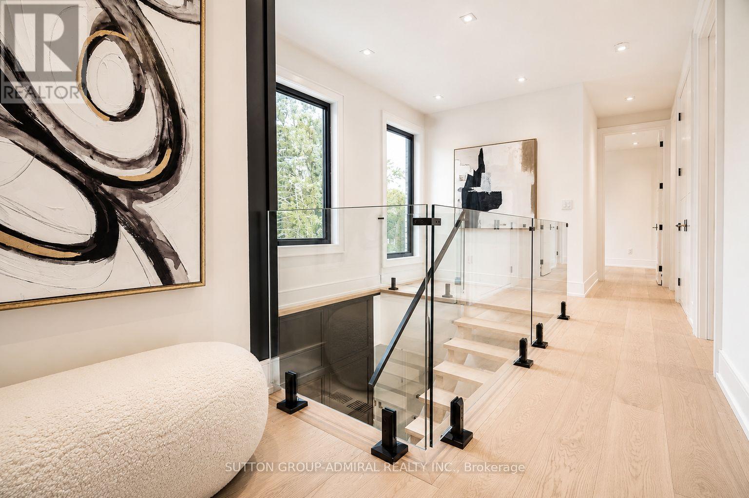 98 Babcombe Drive Property Photo 10