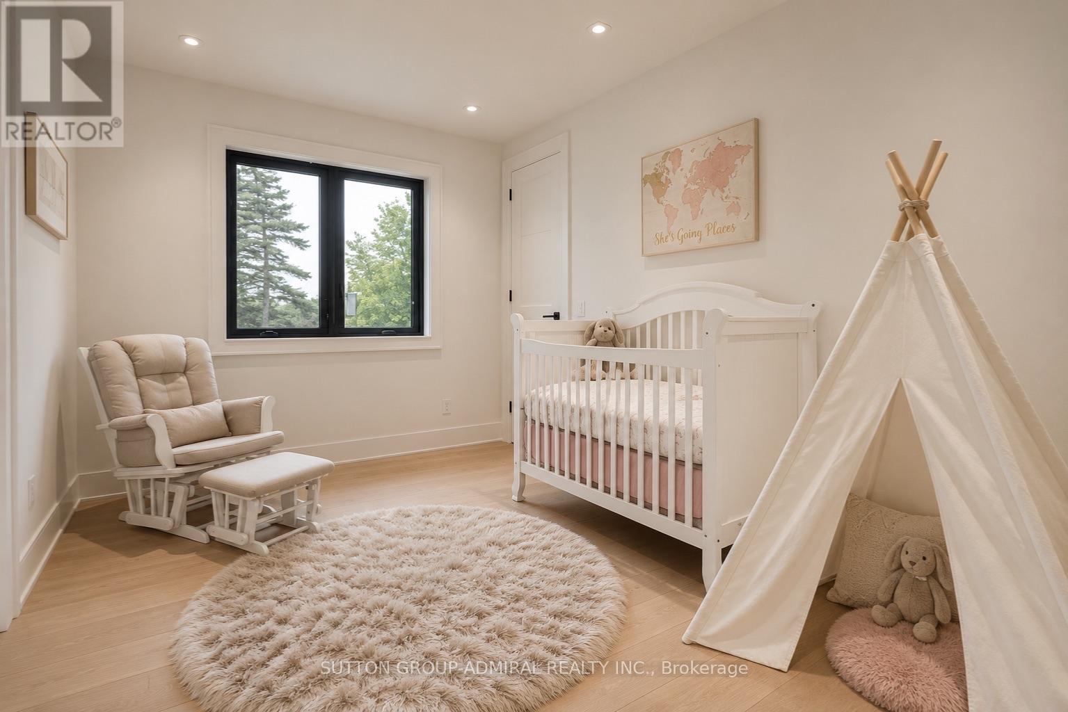 98 Babcombe Drive Property Photo 24