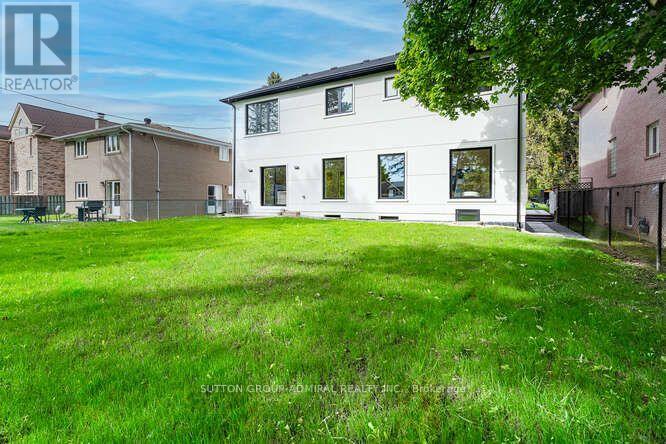 98 Babcombe Drive Property Photo 43