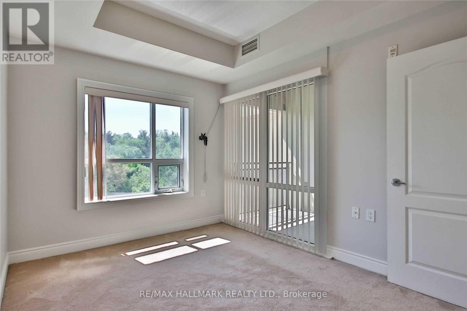 411 - 8201 Islington Avenue Property Photo 18