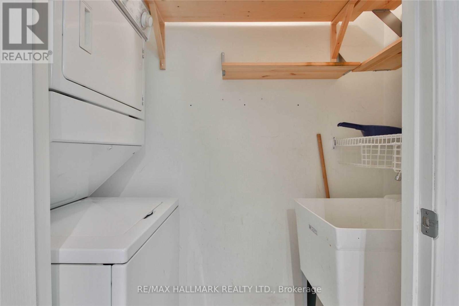 411 - 8201 Islington Avenue Property Photo 22