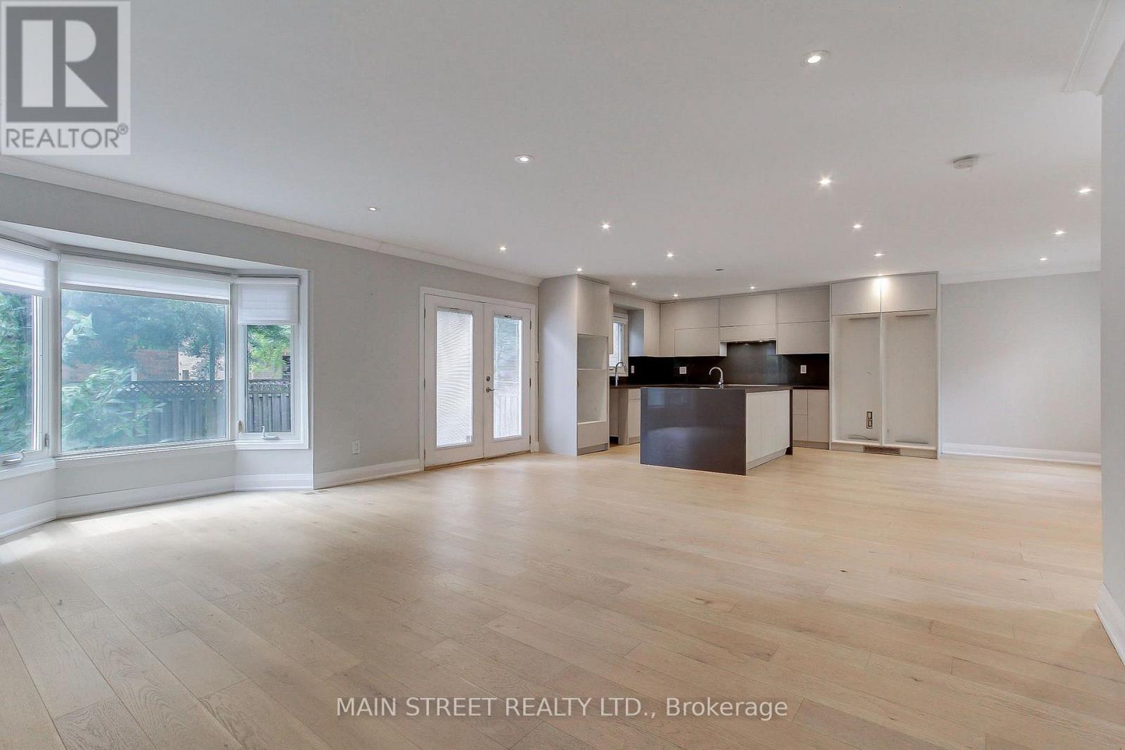 27 Murdock Avenue Property Photo 15