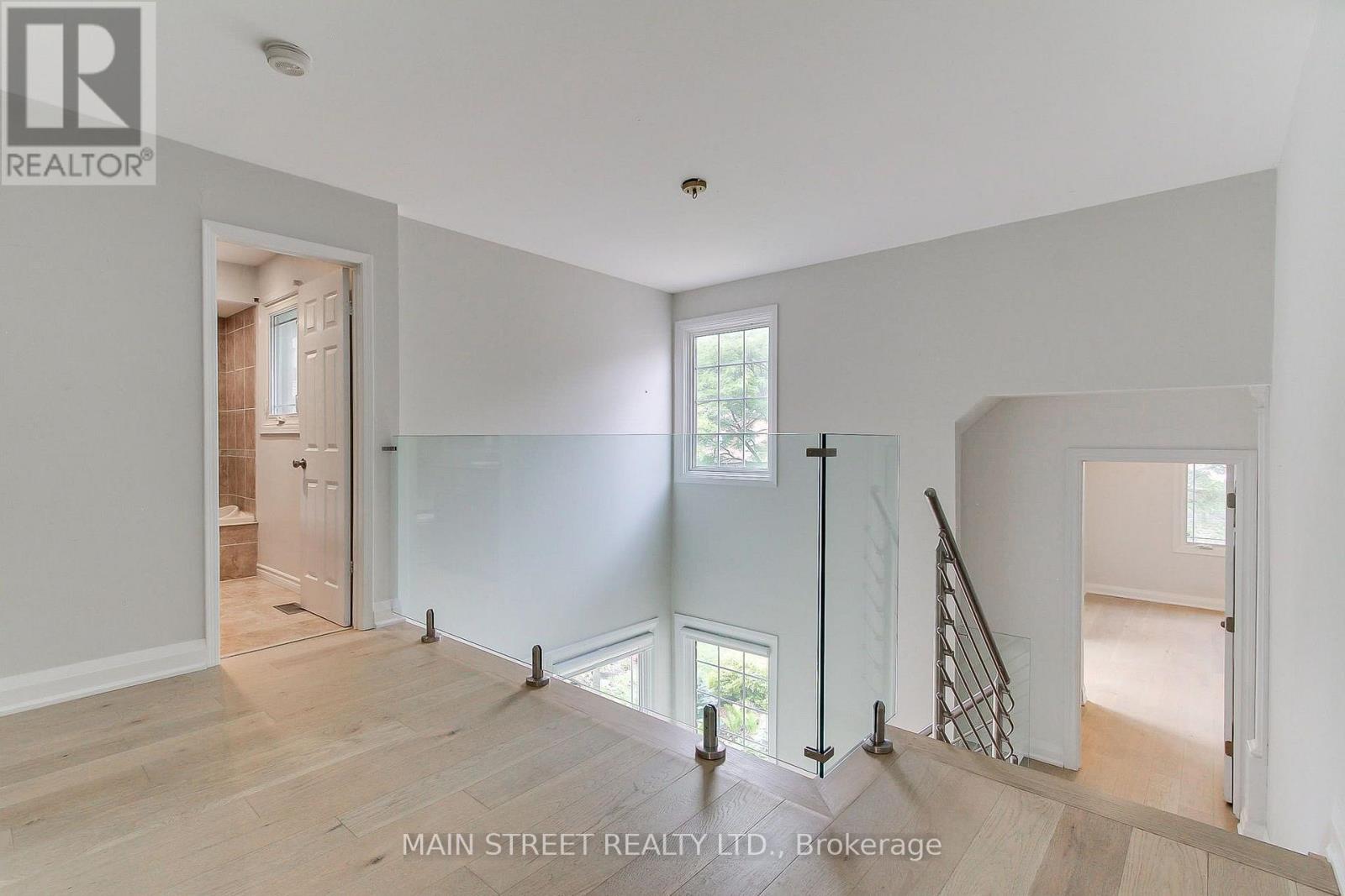 27 Murdock Avenue Property Photo 19