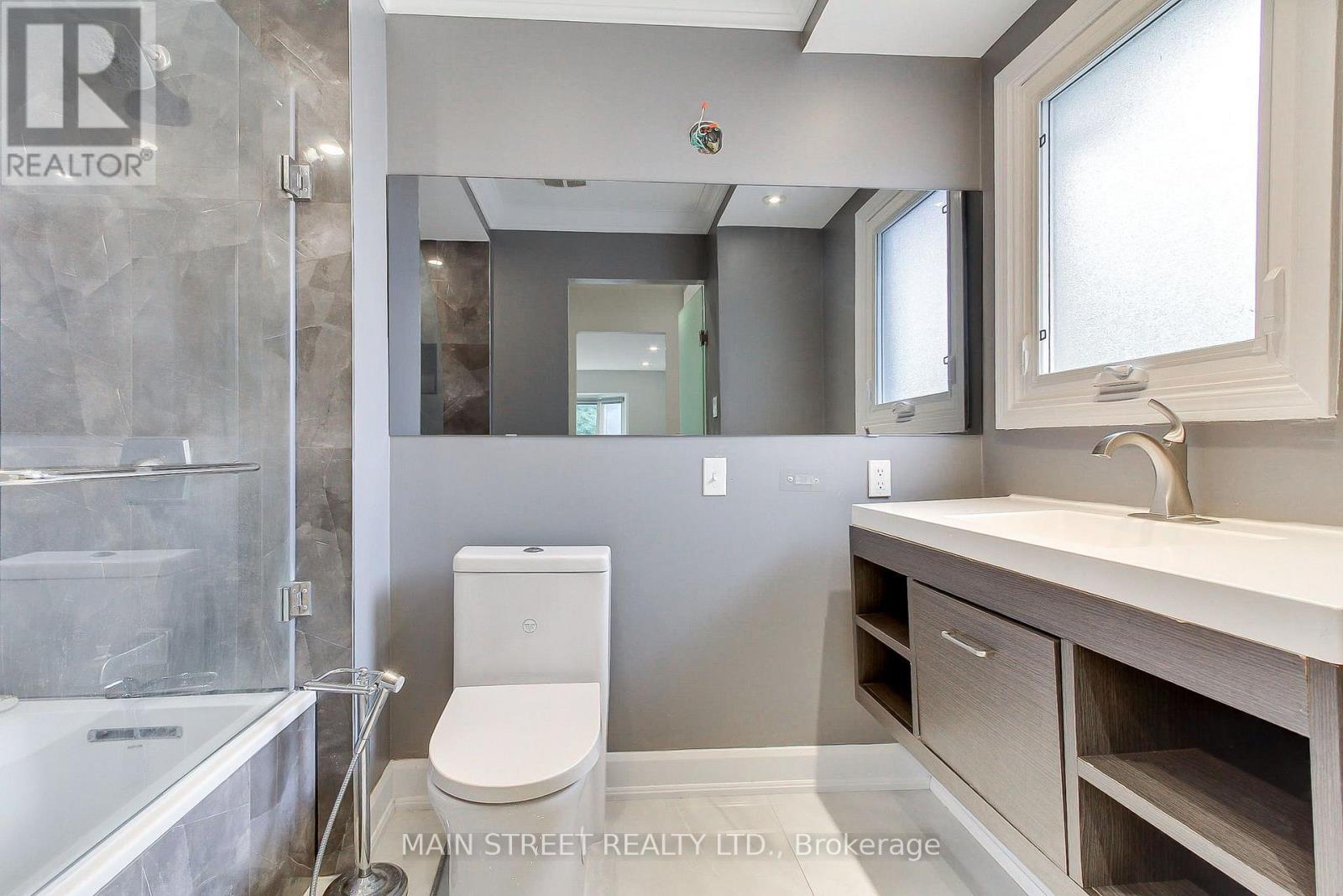 27 Murdock Avenue Property Photo 24