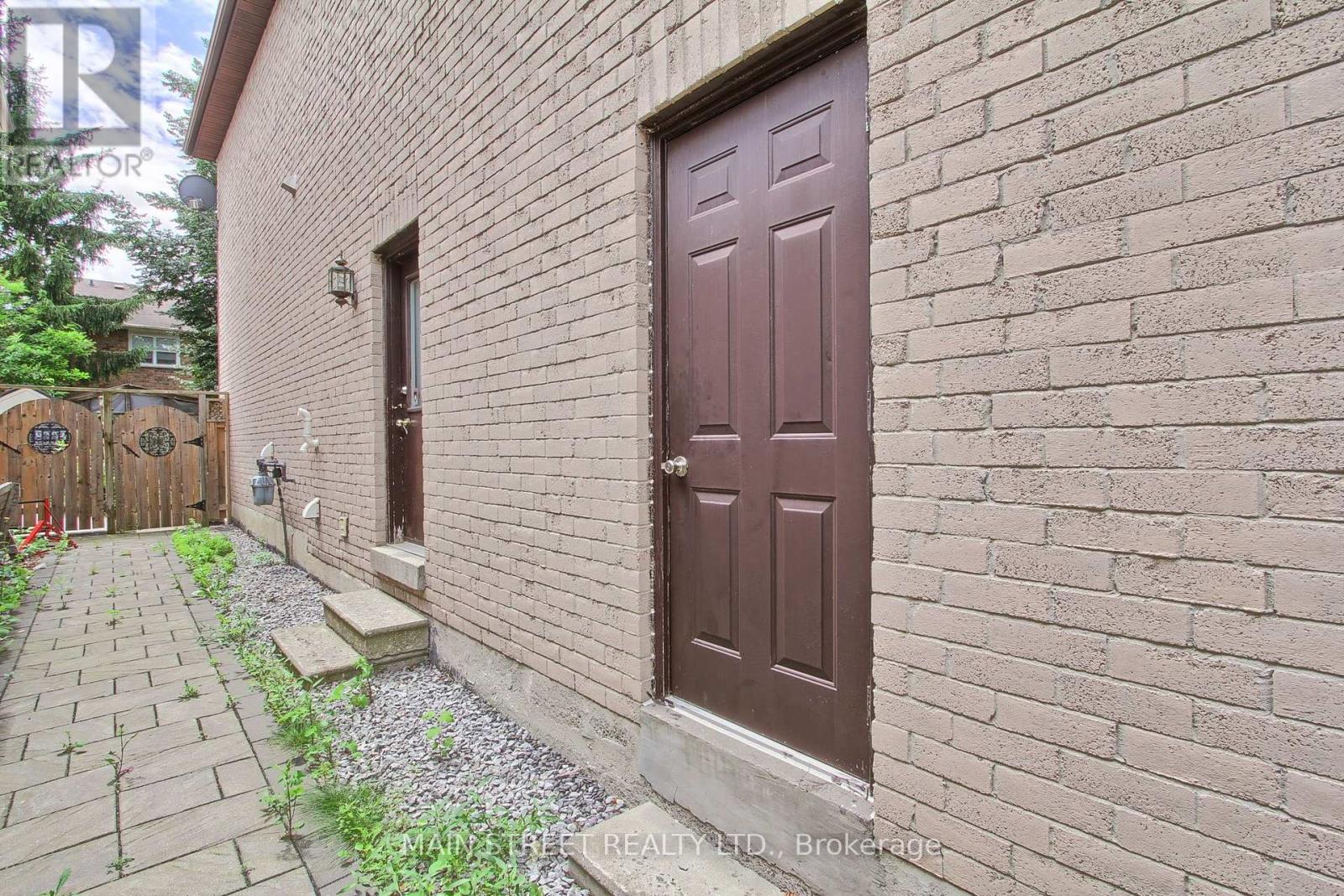 27 Murdock Avenue Property Photo 38