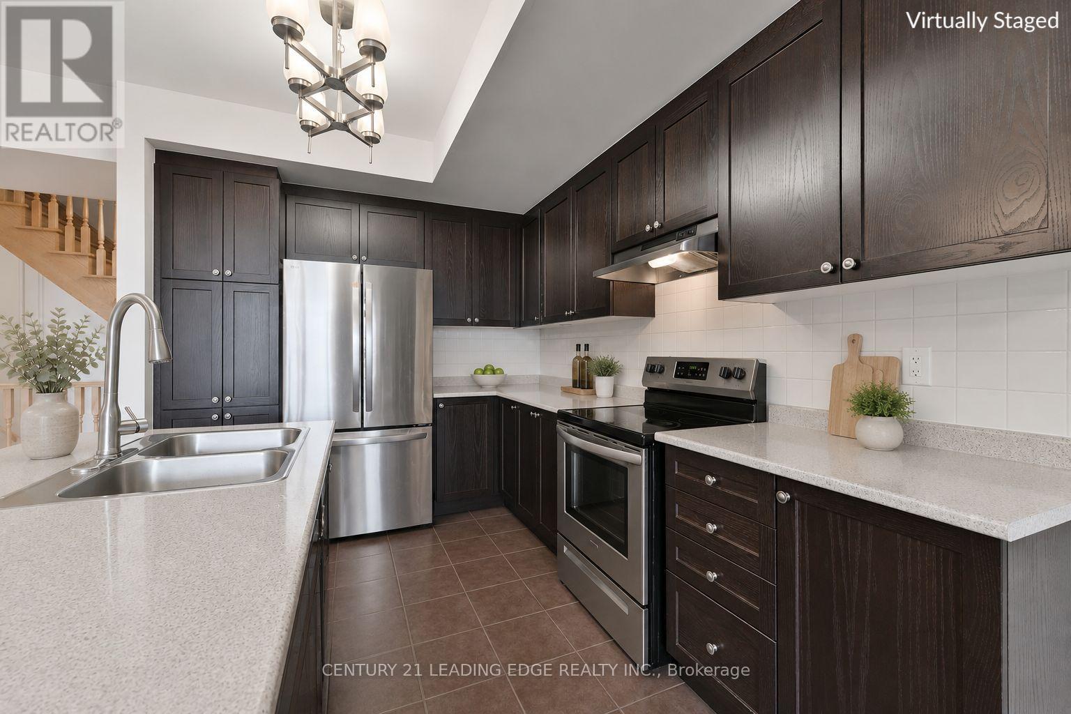 8 Villa Ada Drive Property Photo 7