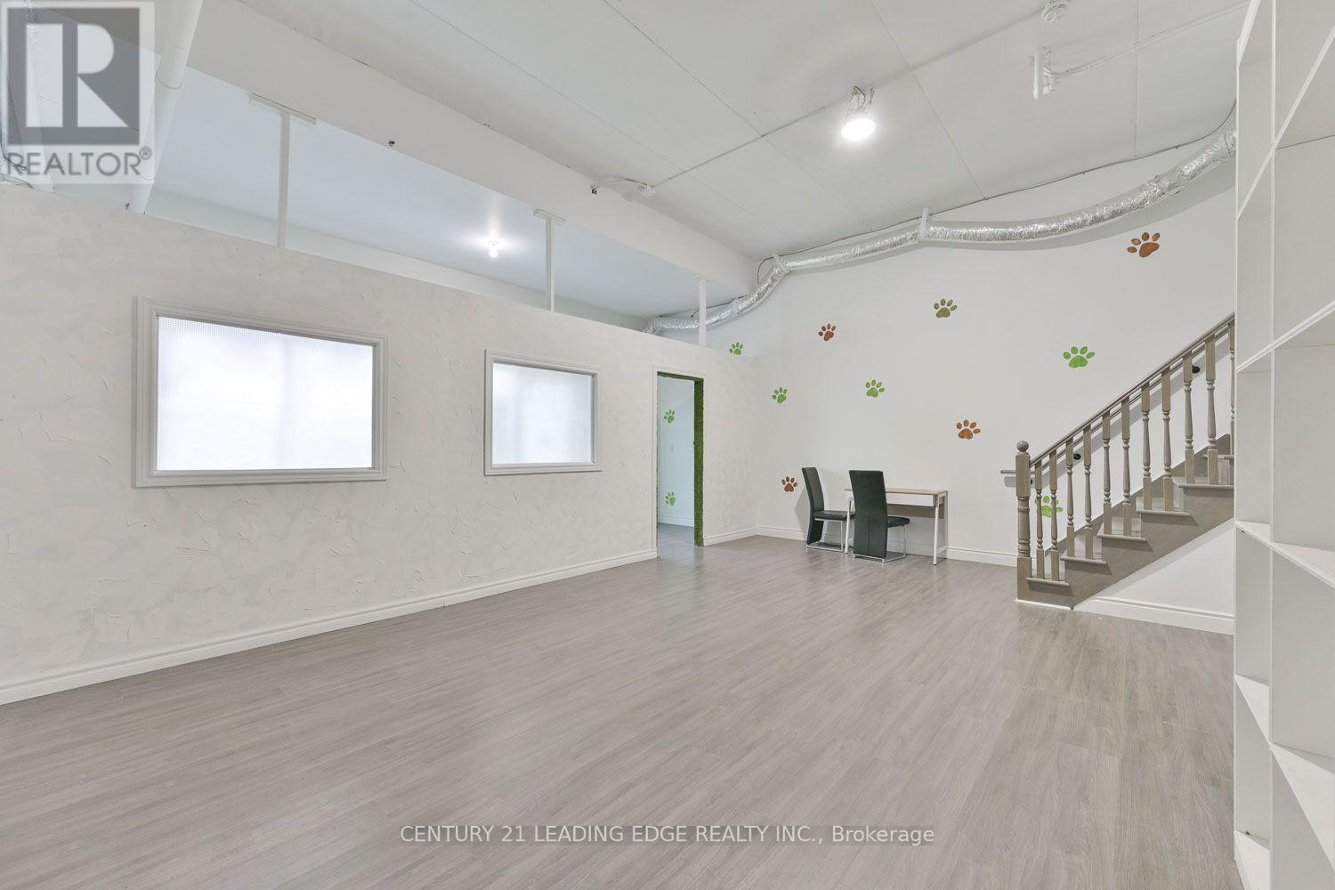 8 Villa Ada Drive Property Photo 25