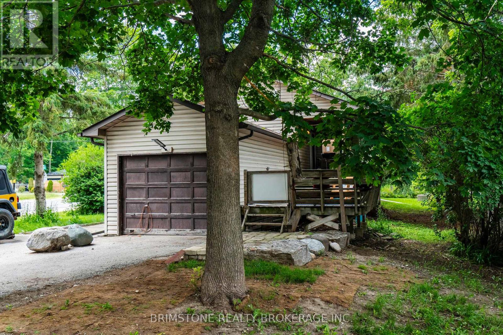 2693 25th Side Road Property Photo 28