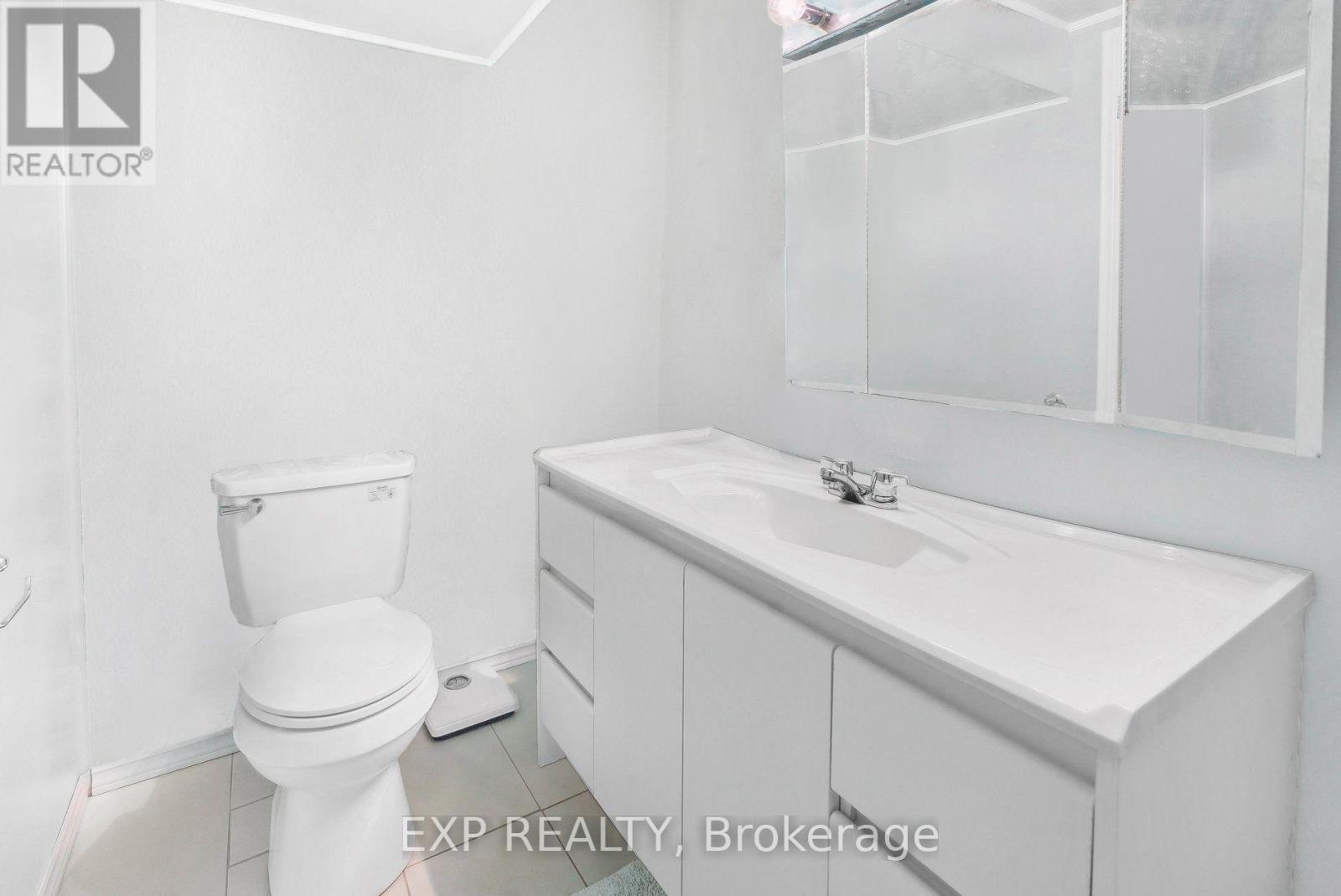 8245 Main Street Property Photo 26