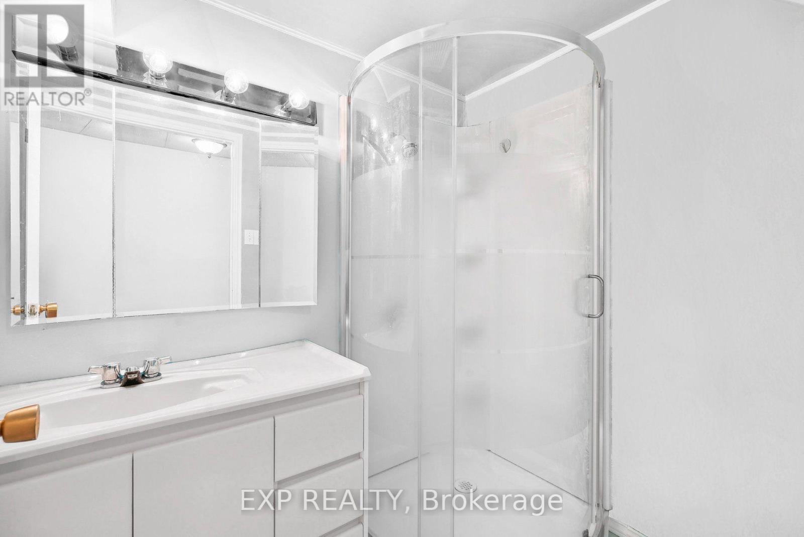 8245 Main Street Property Photo 27