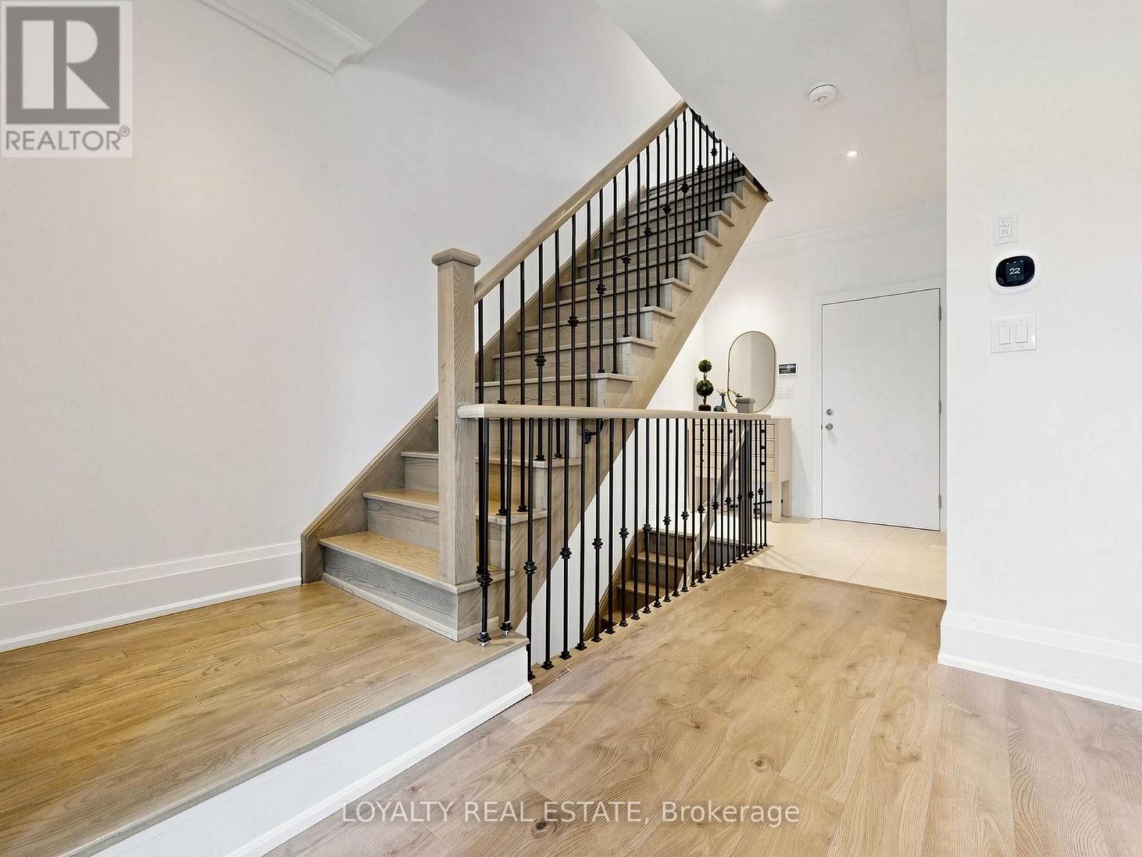 52 South Park Road Property Photo 9