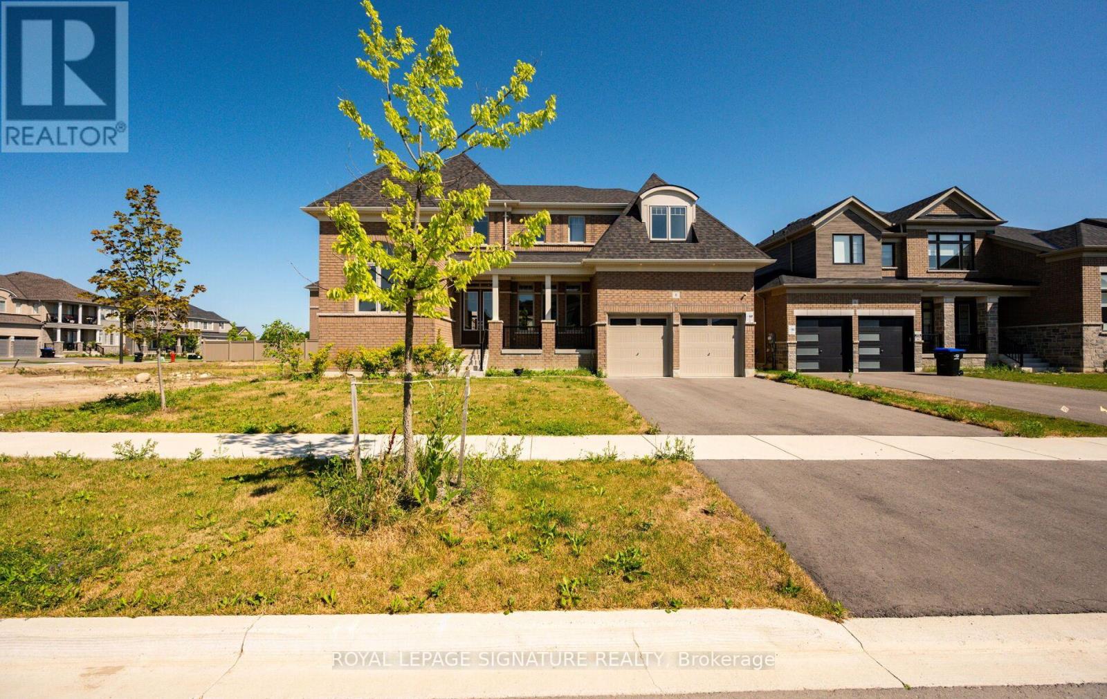 8 Mayflower Gardens Property Photo 1