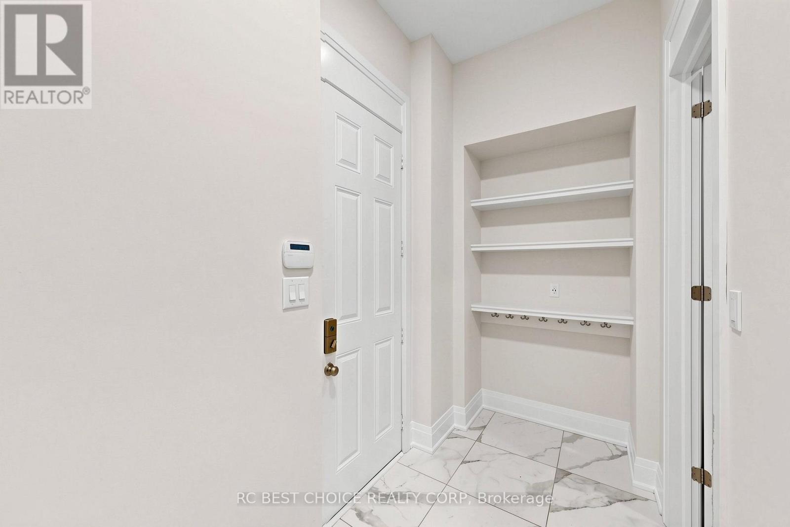 10 Ridgepoint Road Property Photo 18