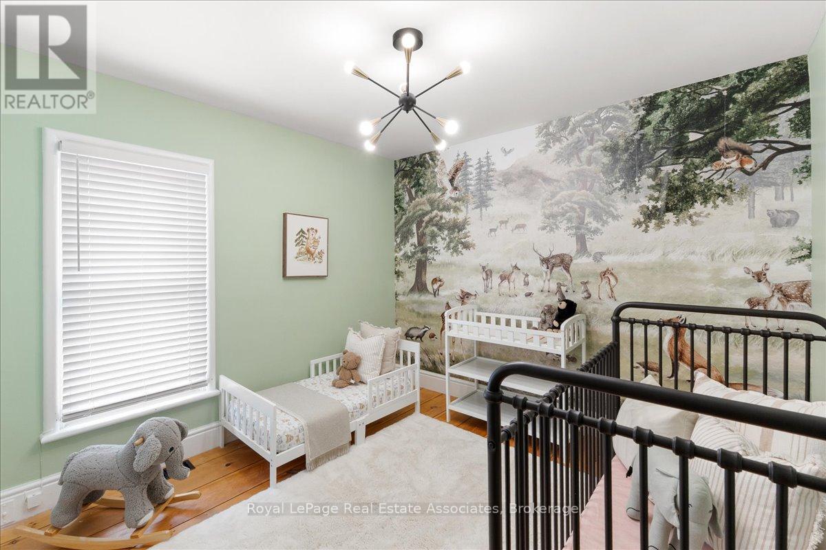 21 Peace Street Property Photo 27