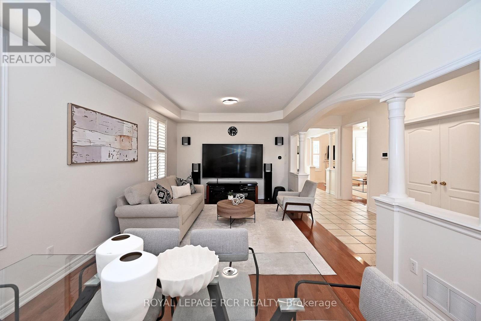 43 Ivy Glen Drive Property Photo 9