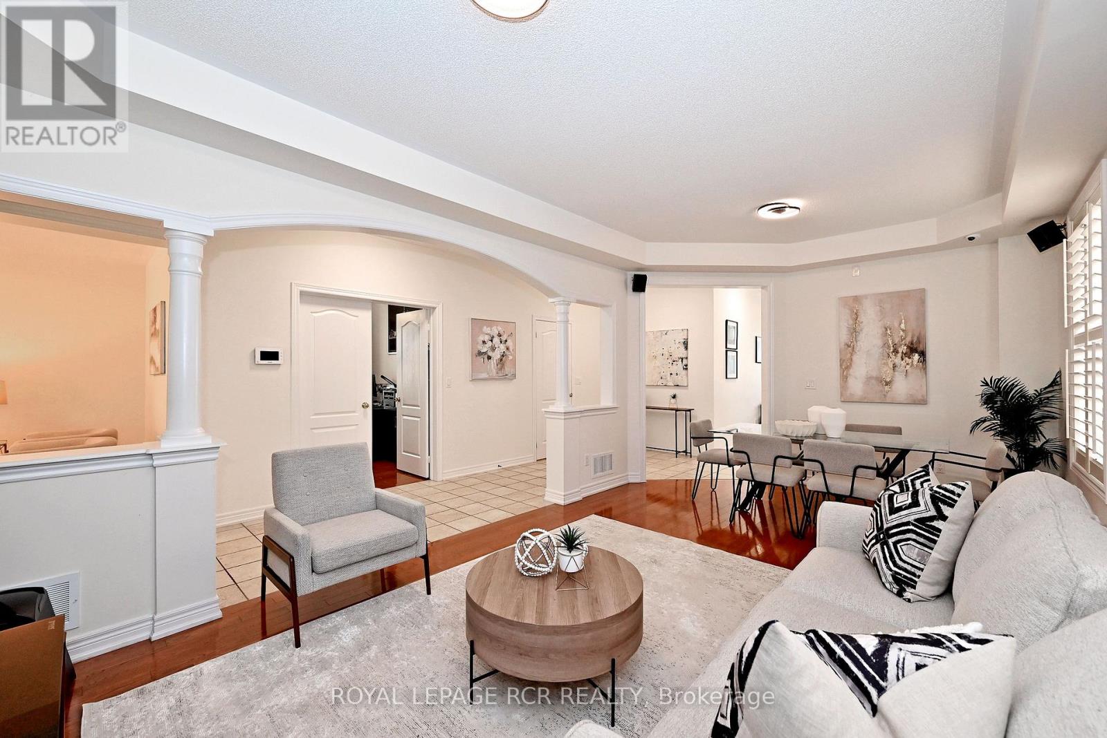 43 Ivy Glen Drive Property Photo 14