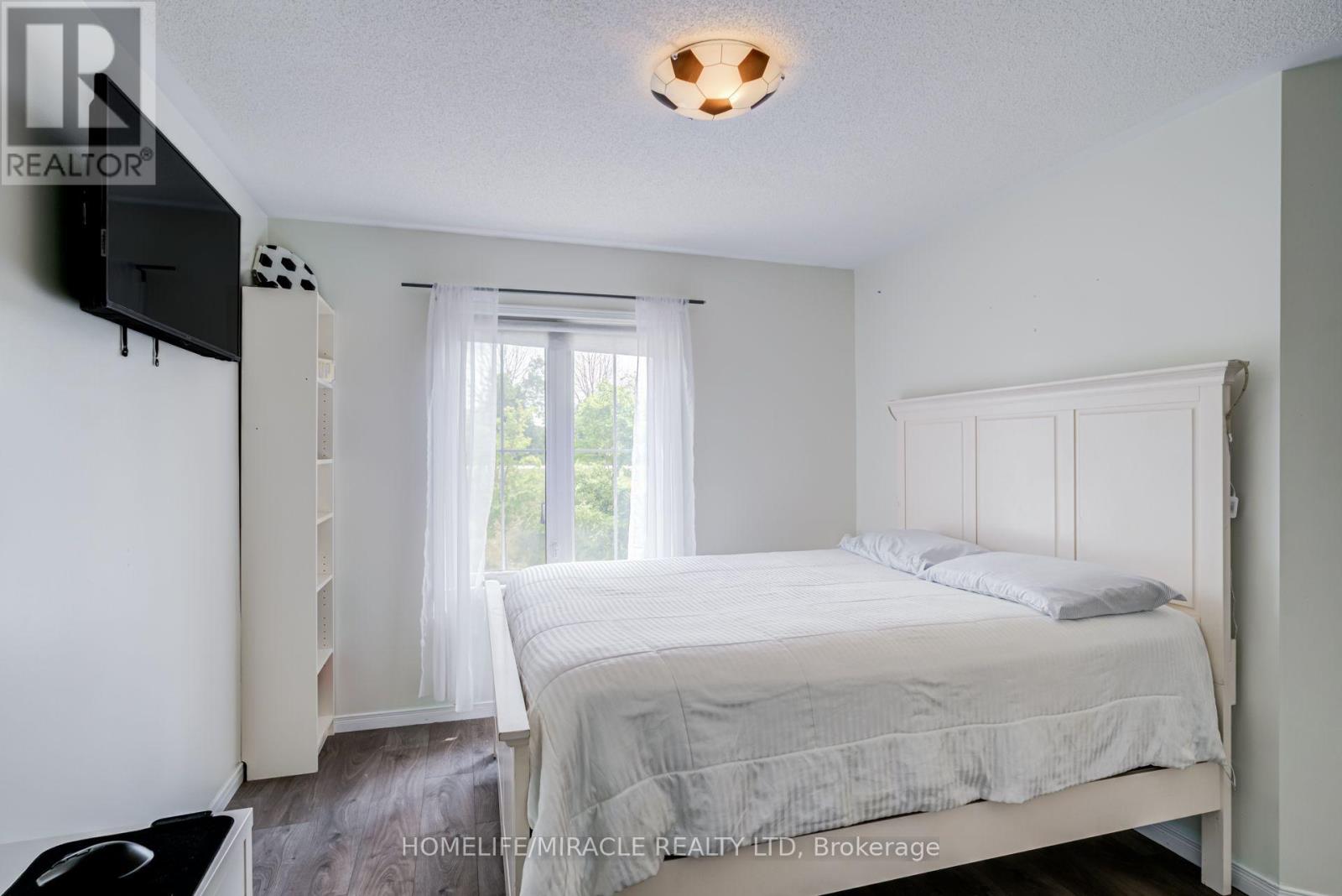 118 Cauthers Crescent Property Photo 34