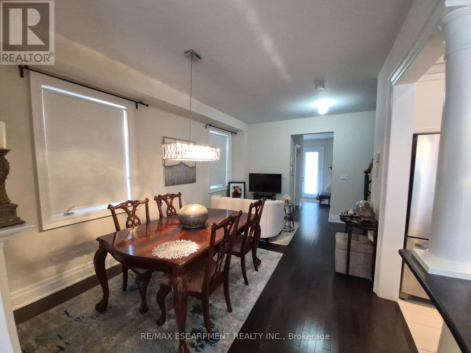 610 Sweetwater Crescent Property Photo 13