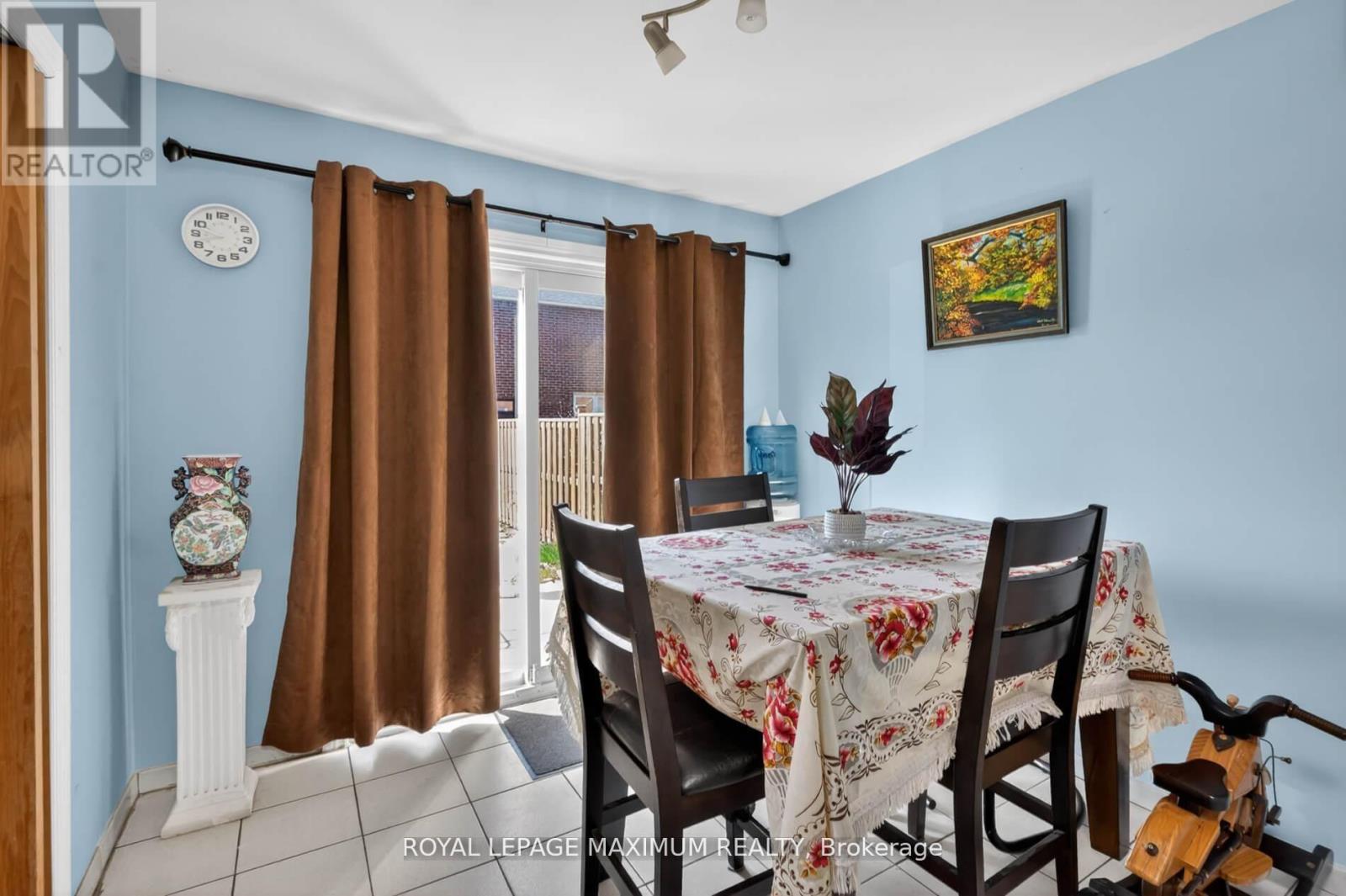 3 Muzzo Court Property Photo 15