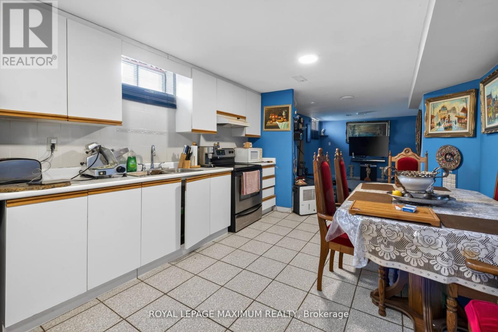 3 Muzzo Court Property Photo 29
