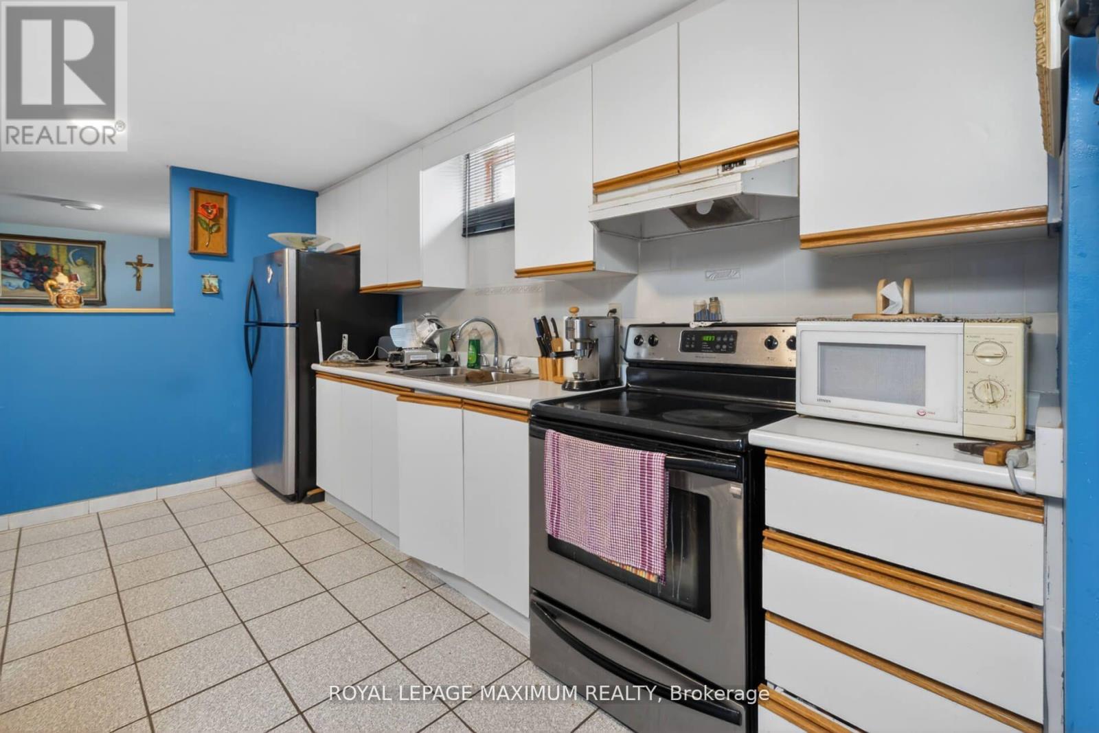3 Muzzo Court Property Photo 30
