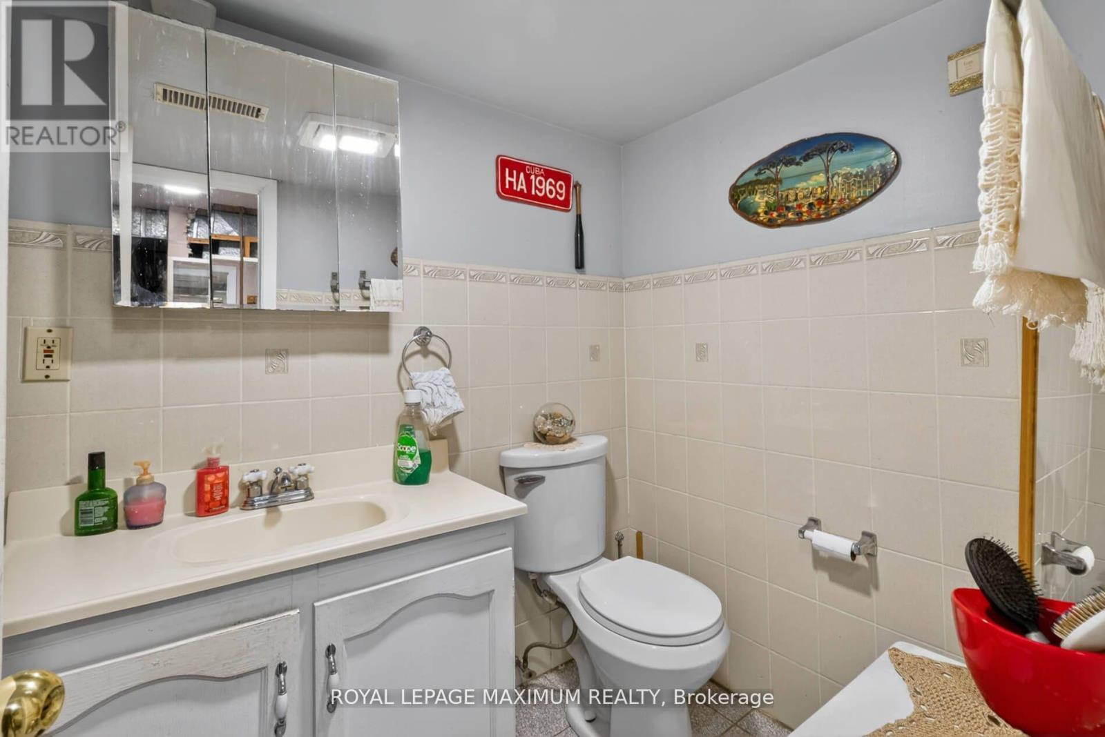 3 Muzzo Court Property Photo 33