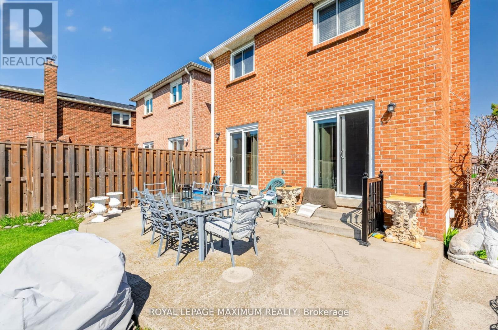 3 Muzzo Court Property Photo 40
