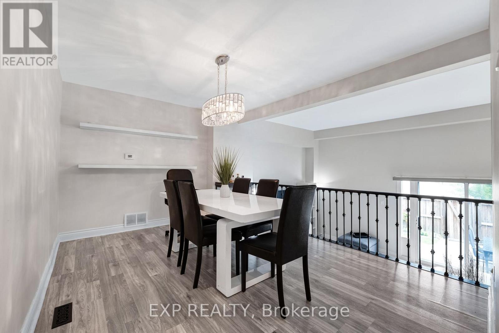 6 Poplar Crescent Property Photo 14