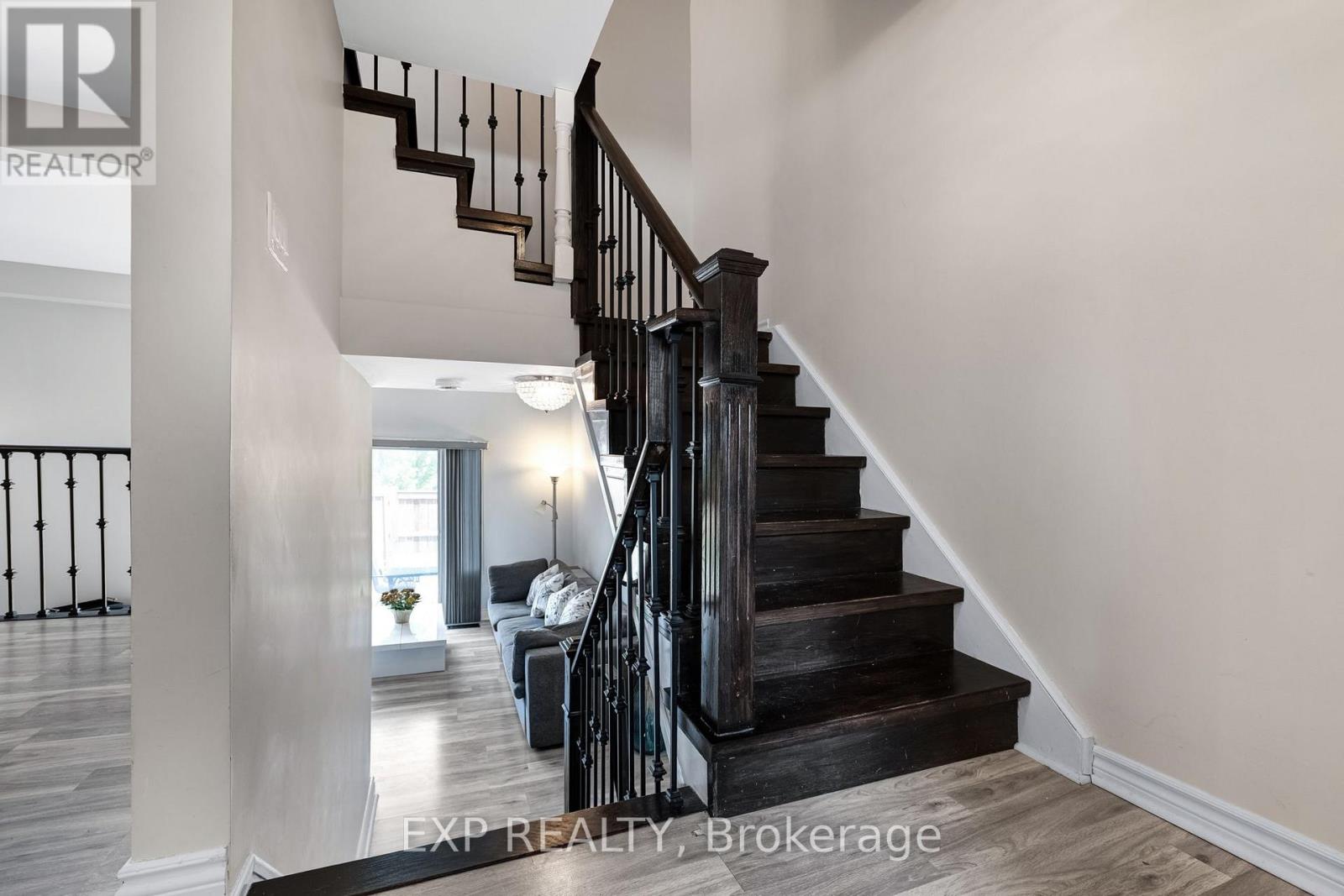 6 Poplar Crescent Property Photo 21