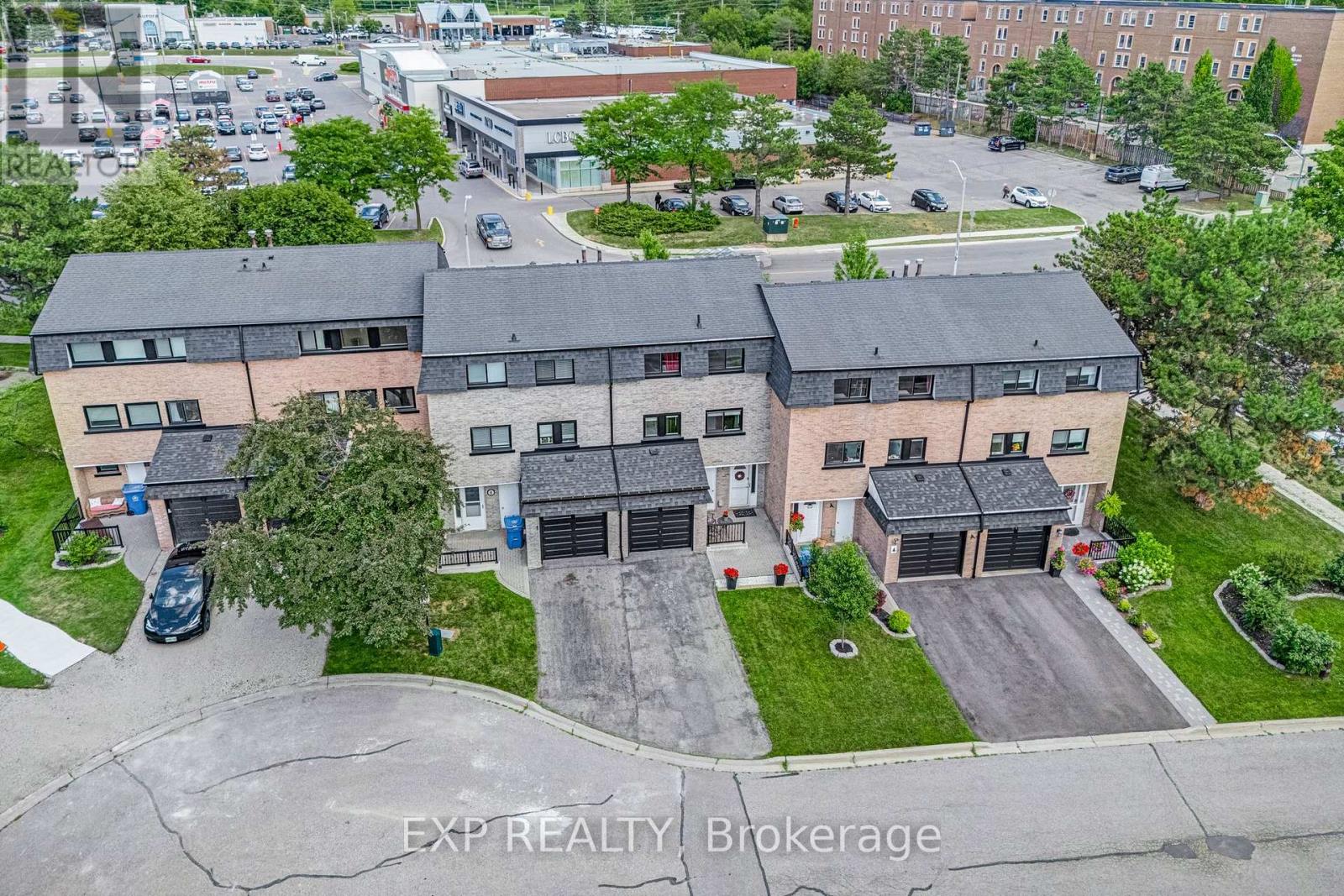 6 Poplar Crescent Property Photo 45
