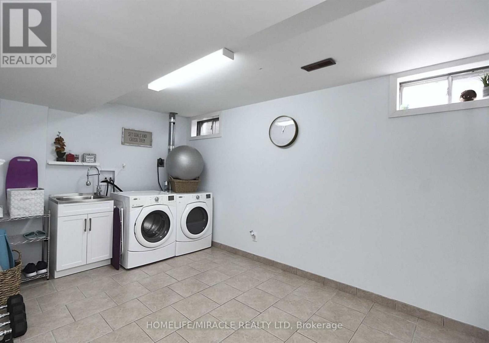 4 William Curtis Circle Property Photo 32