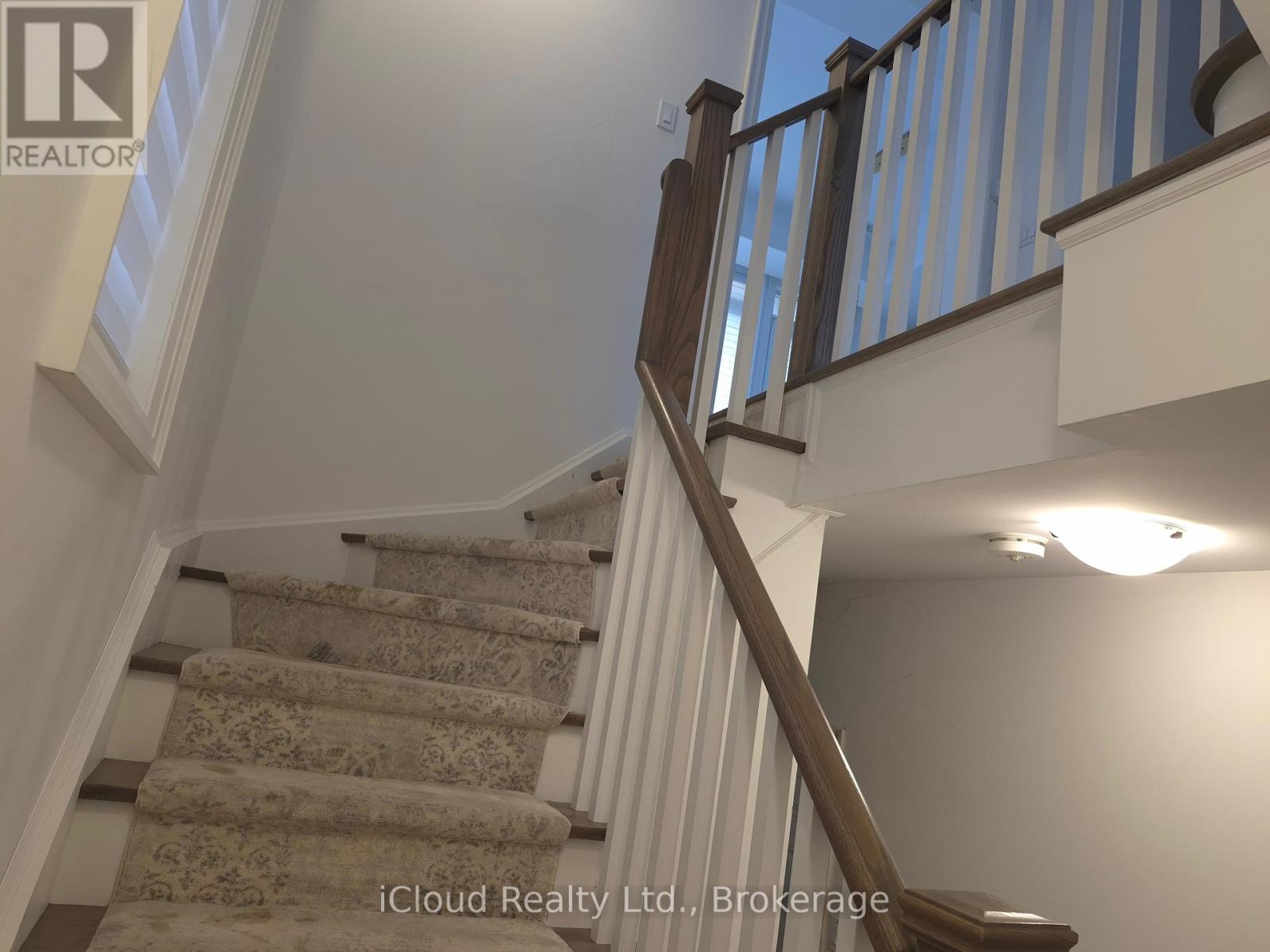 31 Globemaster Lane Property Photo 13
