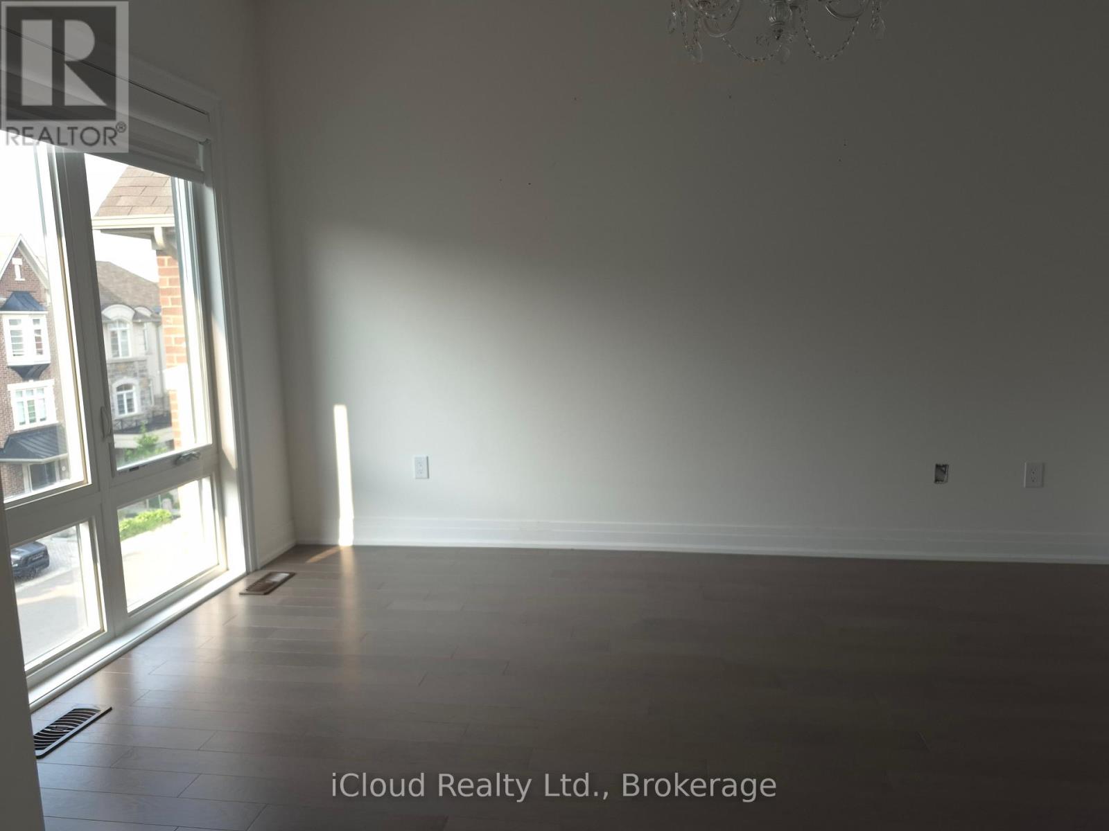 31 Globemaster Lane Property Photo 15