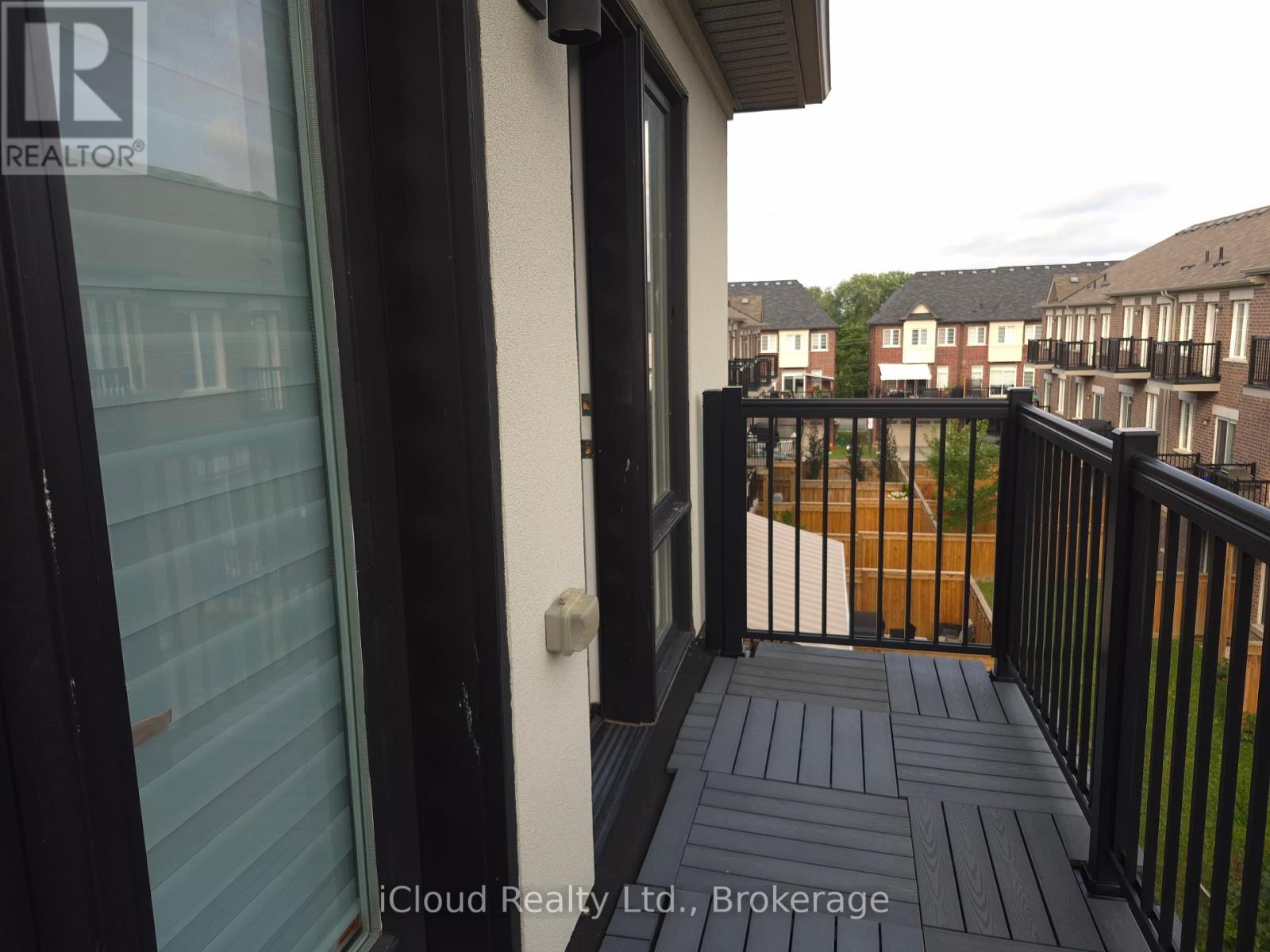 31 Globemaster Lane Property Photo 22