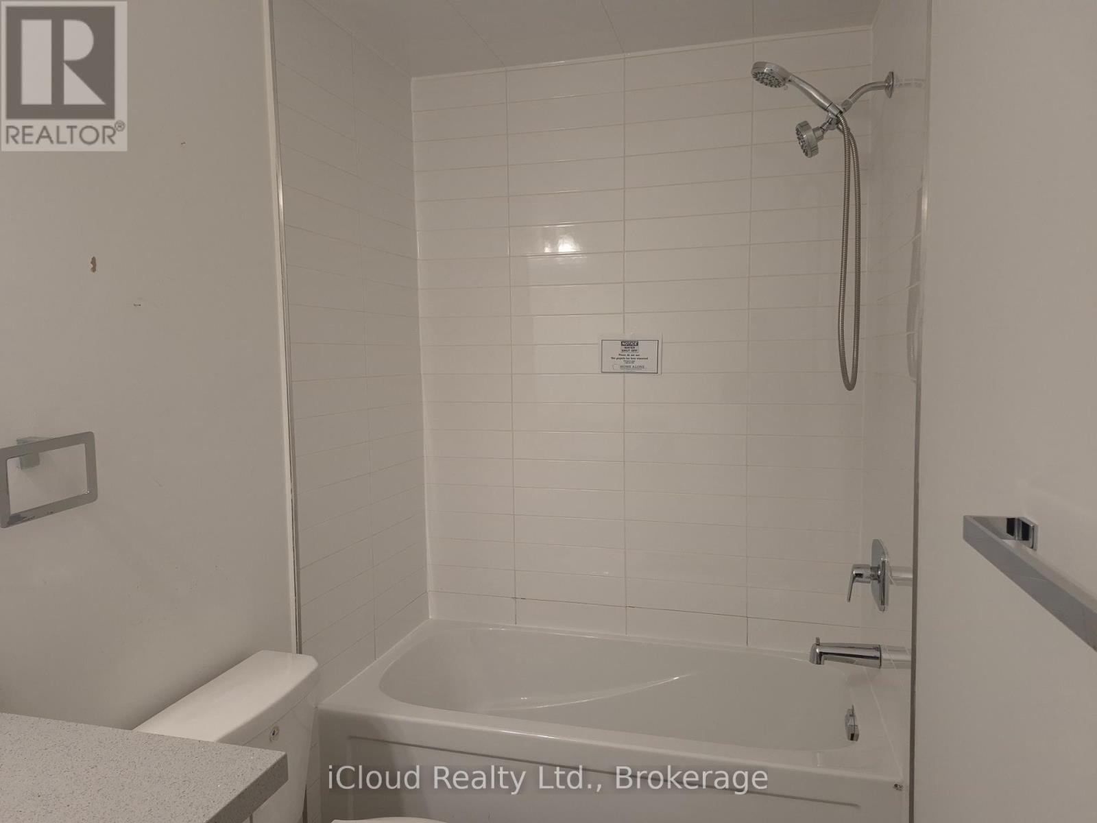 31 Globemaster Lane Property Photo 24