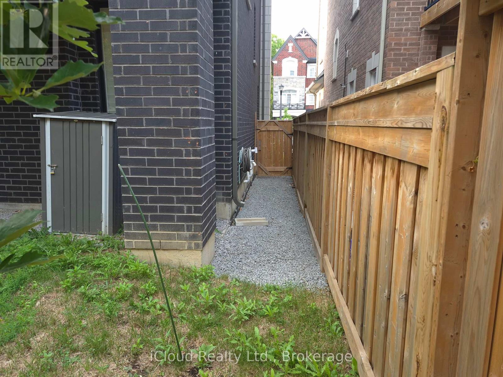 31 Globemaster Lane Property Photo 29