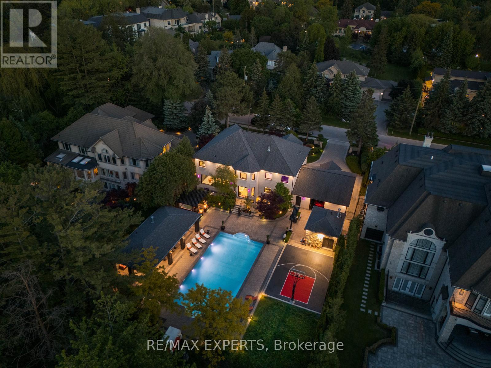 82 Westwood Lane Property Photo 6