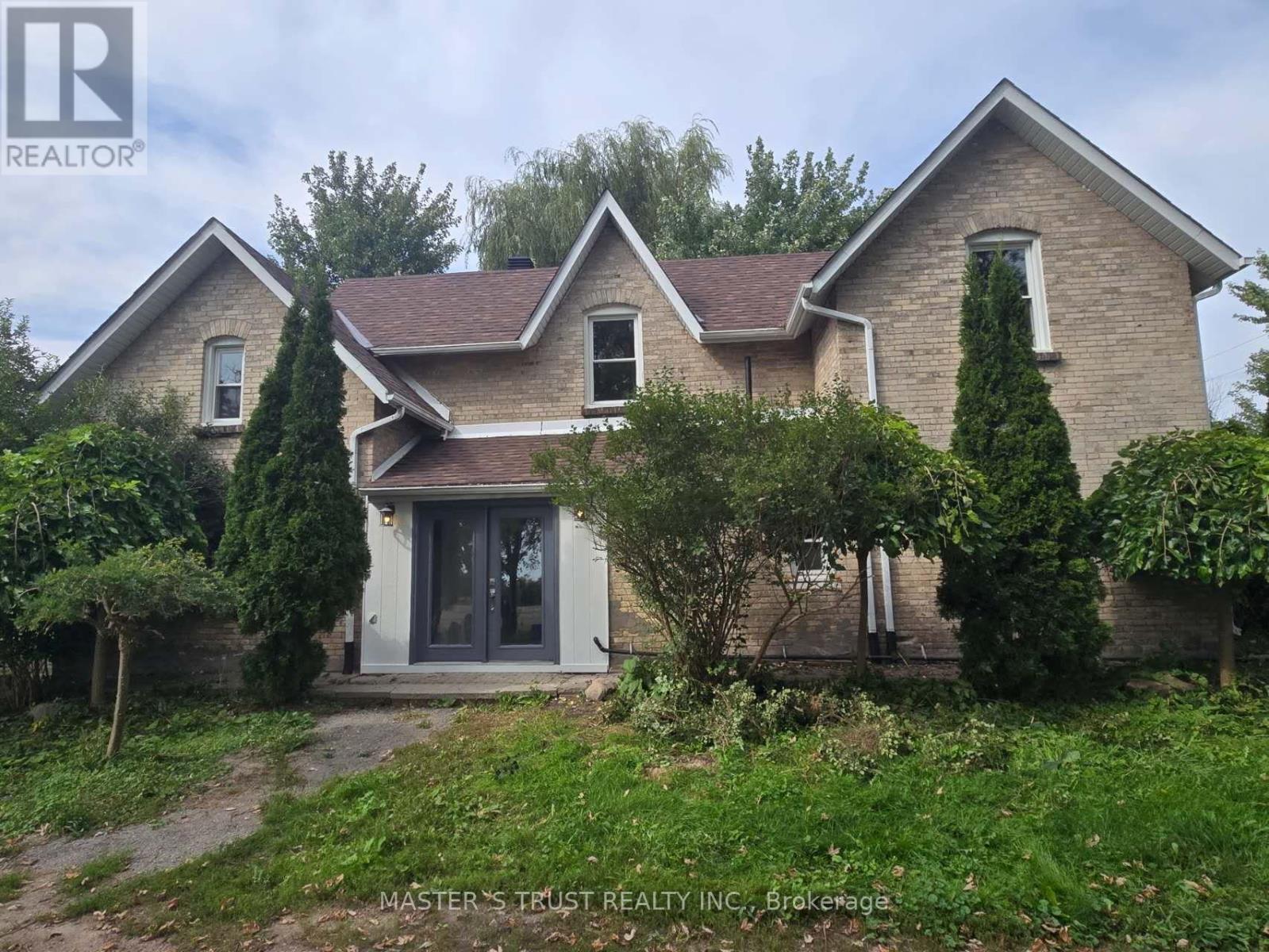 22156 Leslie Street Property Photo 3