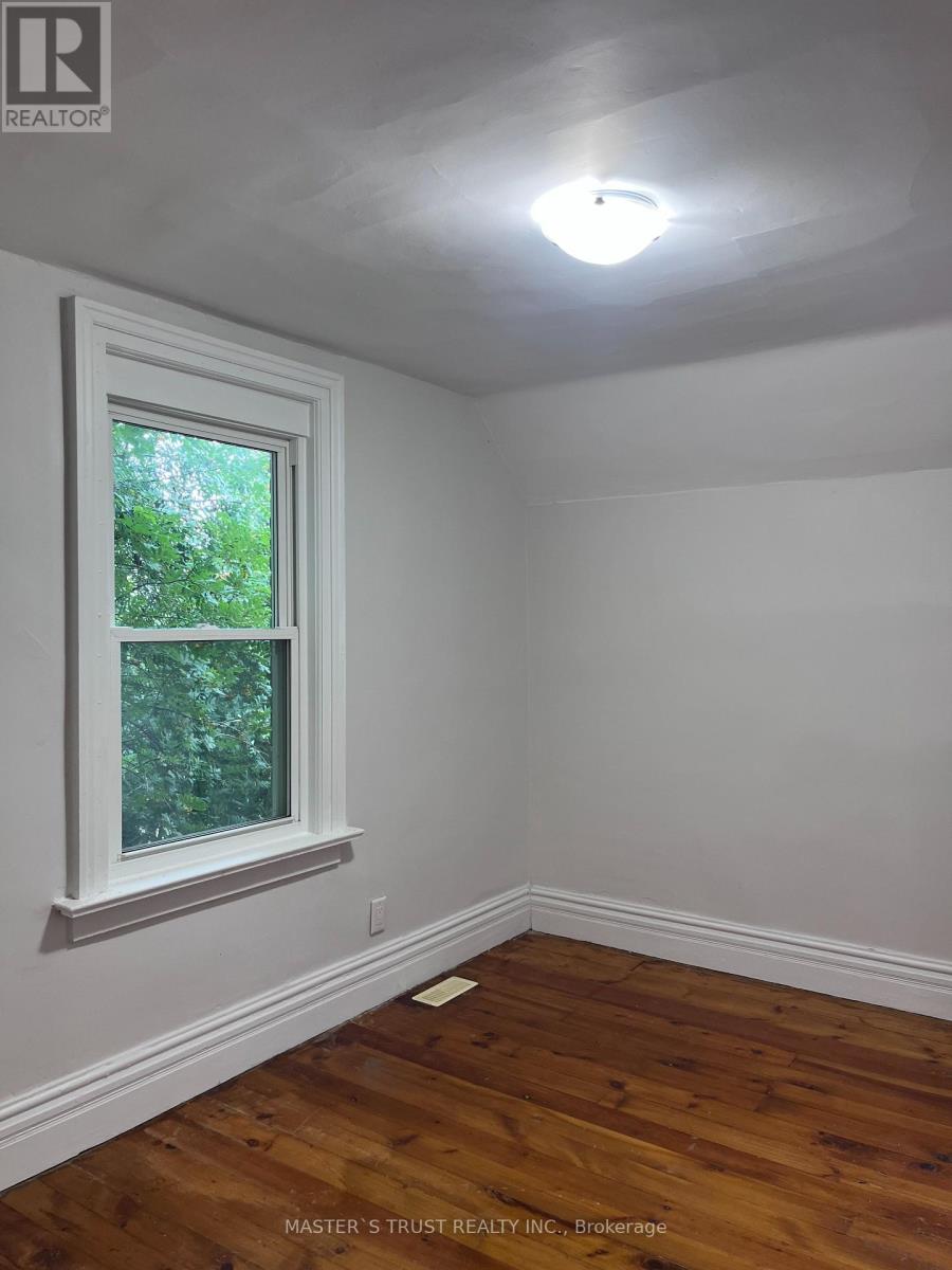 22156 Leslie Street Property Photo 15