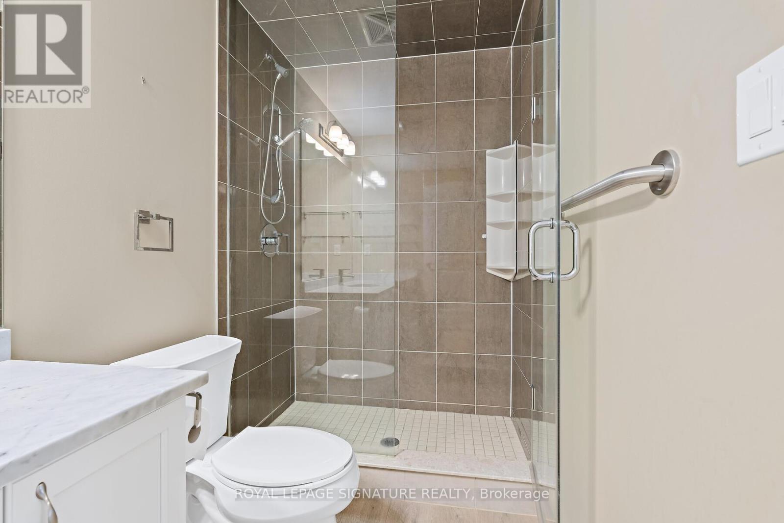 220 - 2396 Major Mackenzie Drive W Property Photo 18