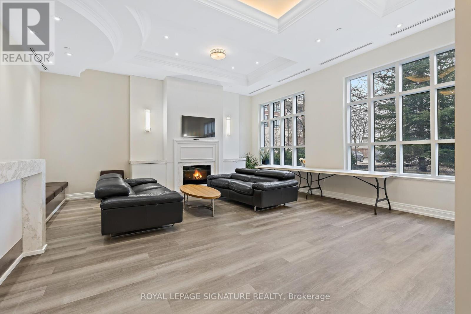 220 - 2396 Major Mackenzie Drive W Property Photo 26