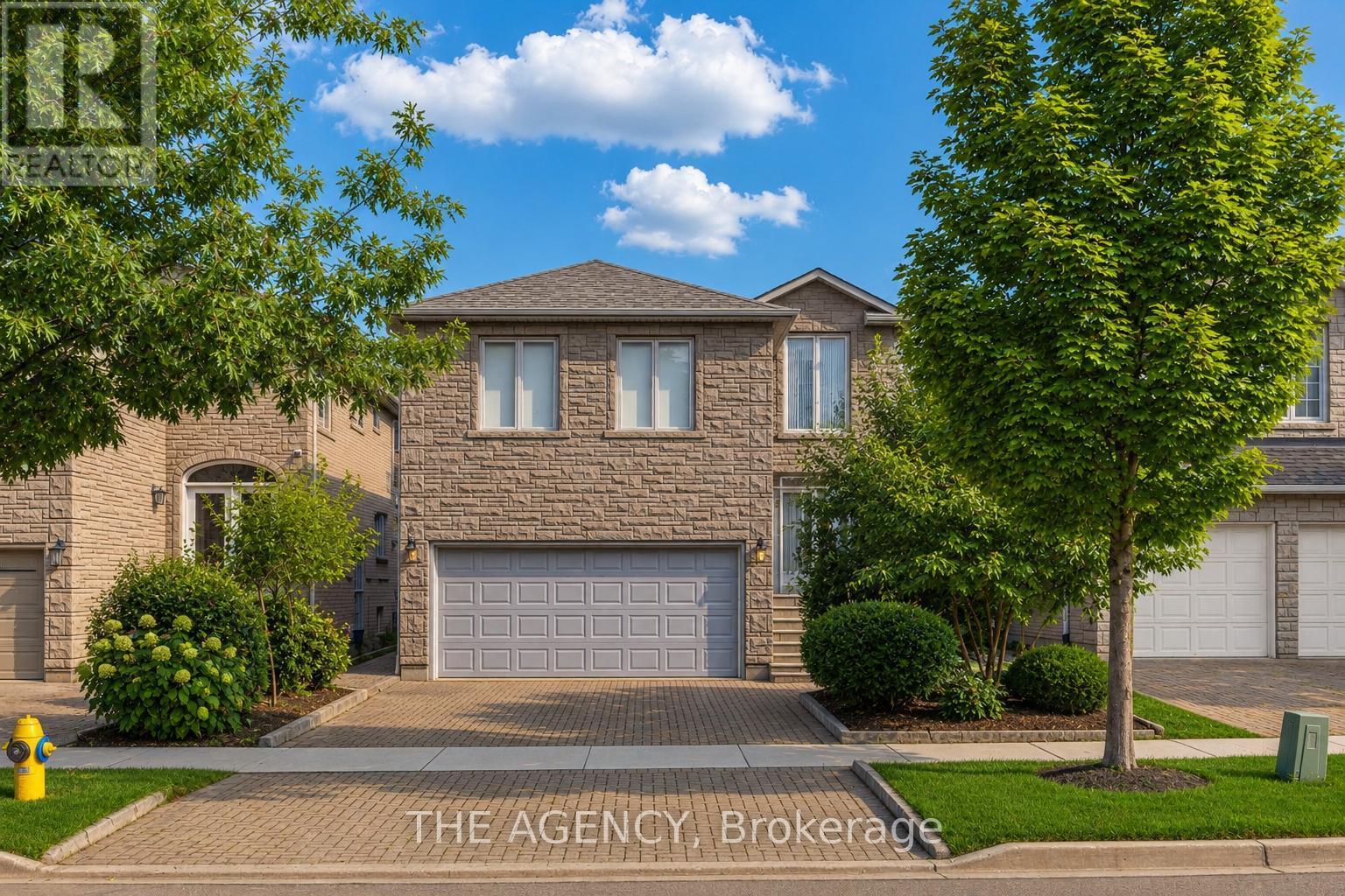 68 Townsgate Drive Property Photo 1