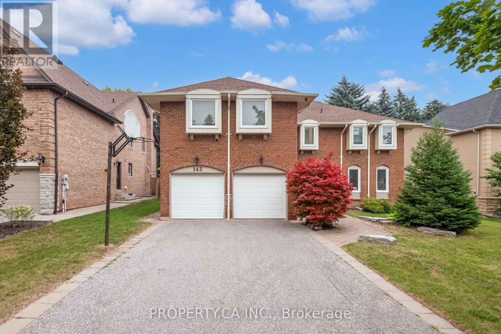 143 CAMBRIDGE CRESCENT