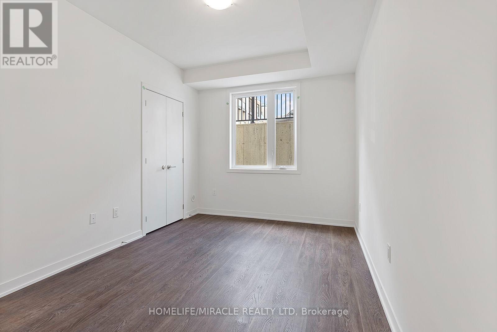 Th704 - 5 Steckley House Lane Property Photo 21