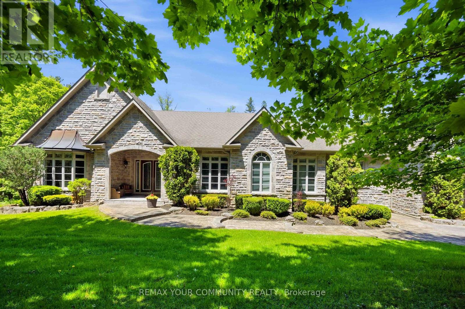 46 Lake Woods Drive Property Photo 1