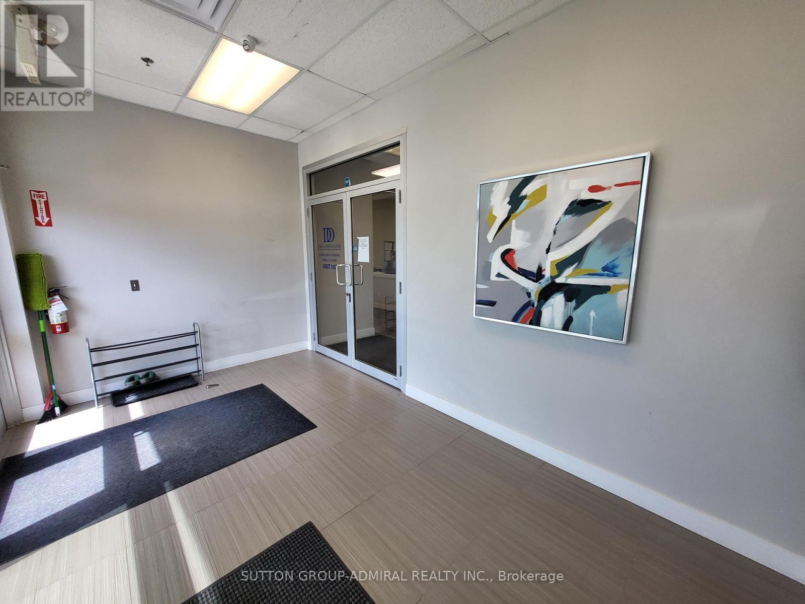102 - 385 Connie Crescent Property Photo 25