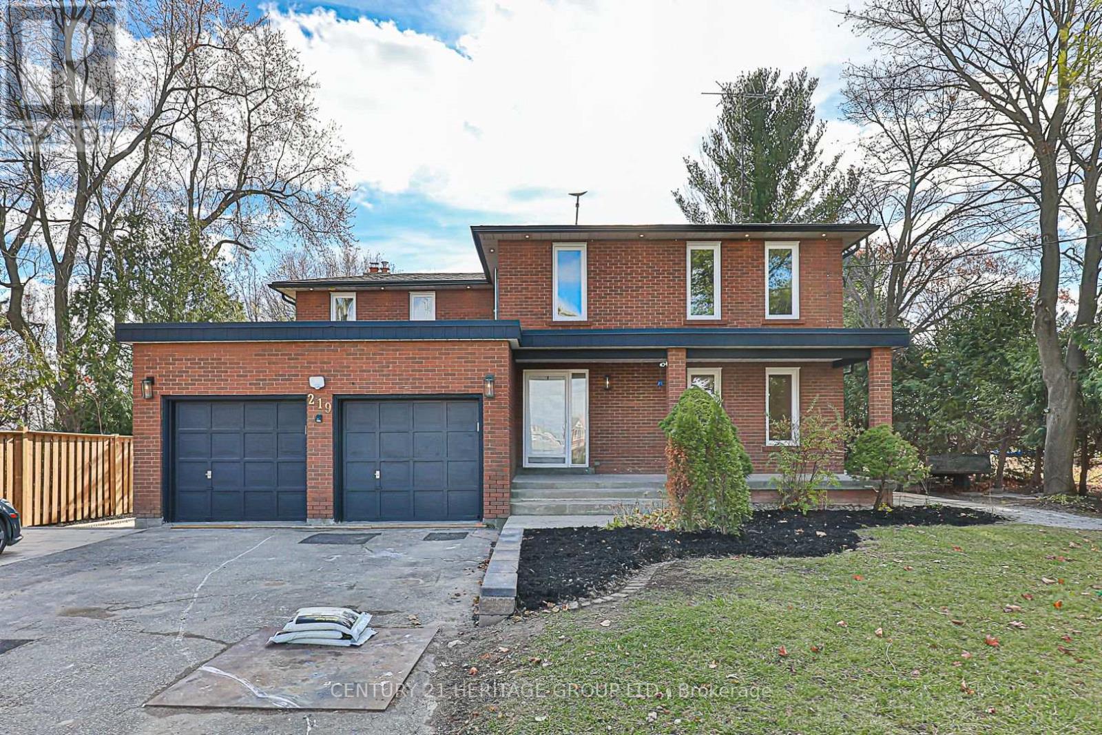 Bsmt - 219 Harris Avenue Property Photo 1
