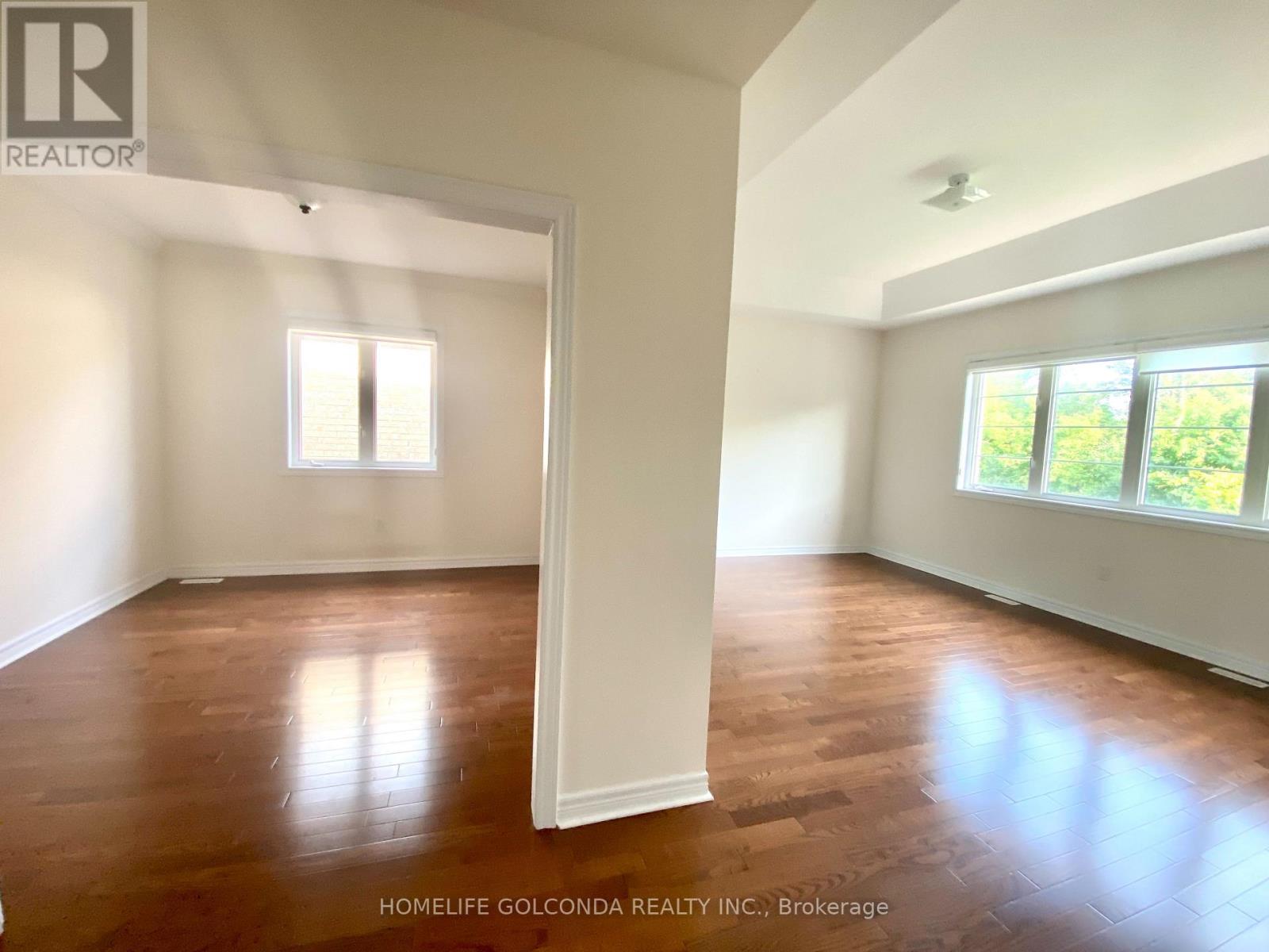 160 Chouinard Way Property Photo 15