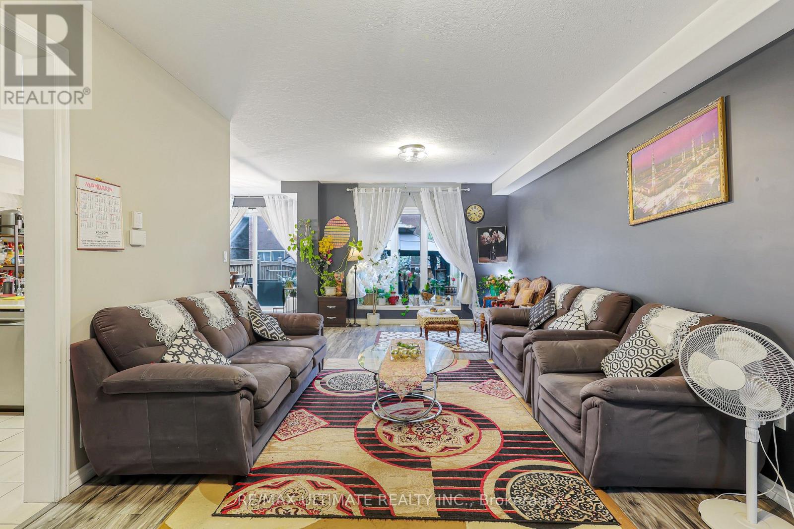 42 Walker Boulevard Property Photo 8