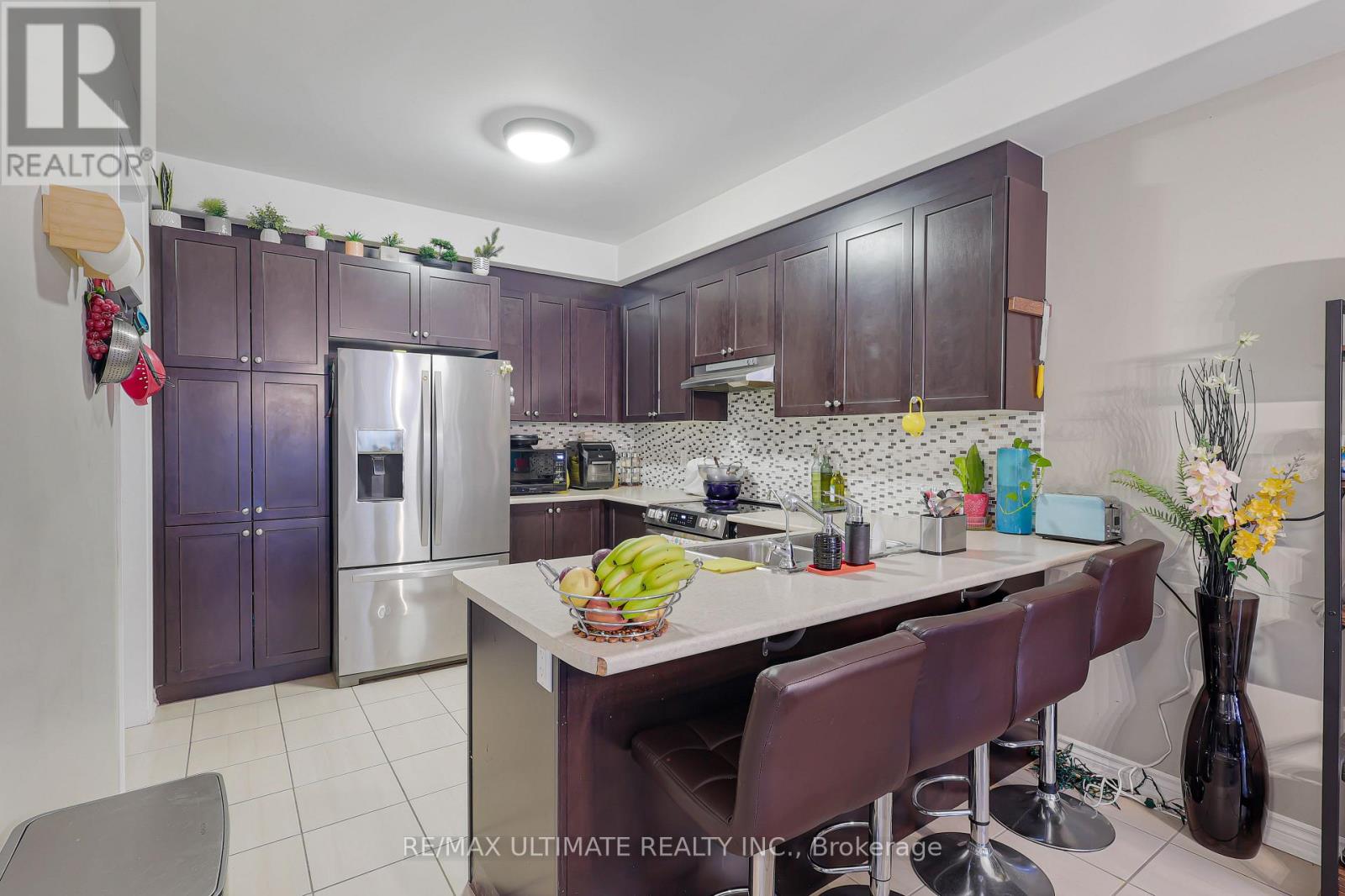 42 Walker Boulevard Property Photo 10
